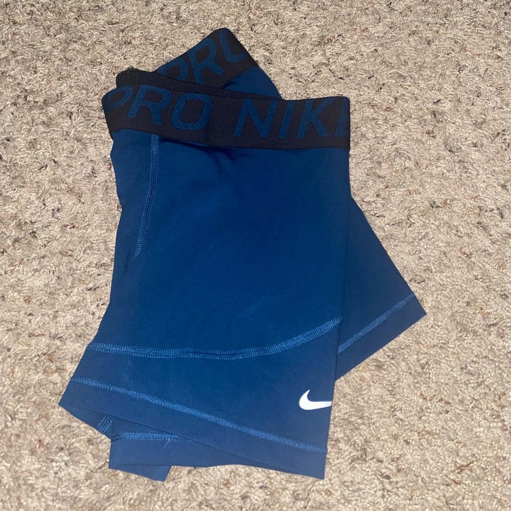 nike pros